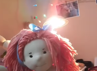 Como colocar cabelos na sua boneca