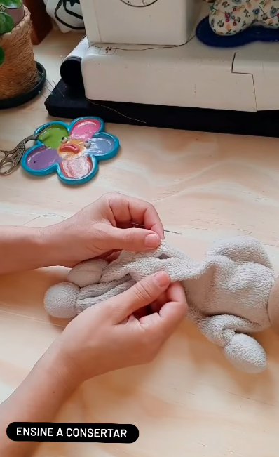 Como consertar sua boneca de pano